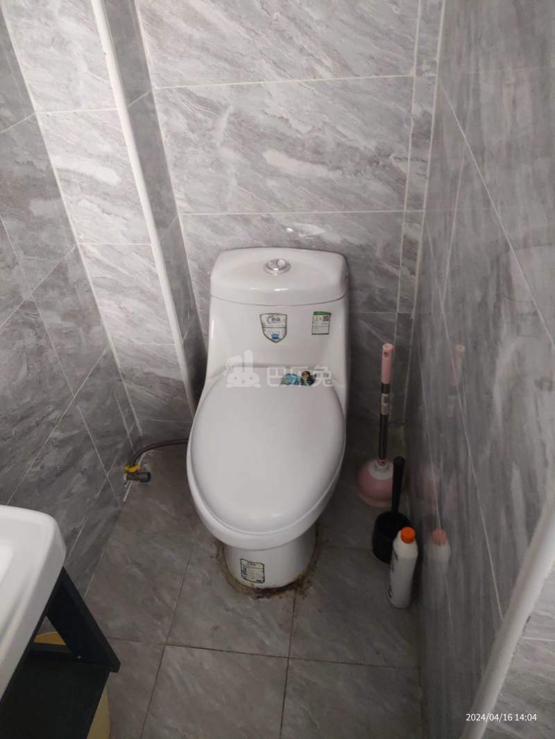 上钢四村209293卫生间图8