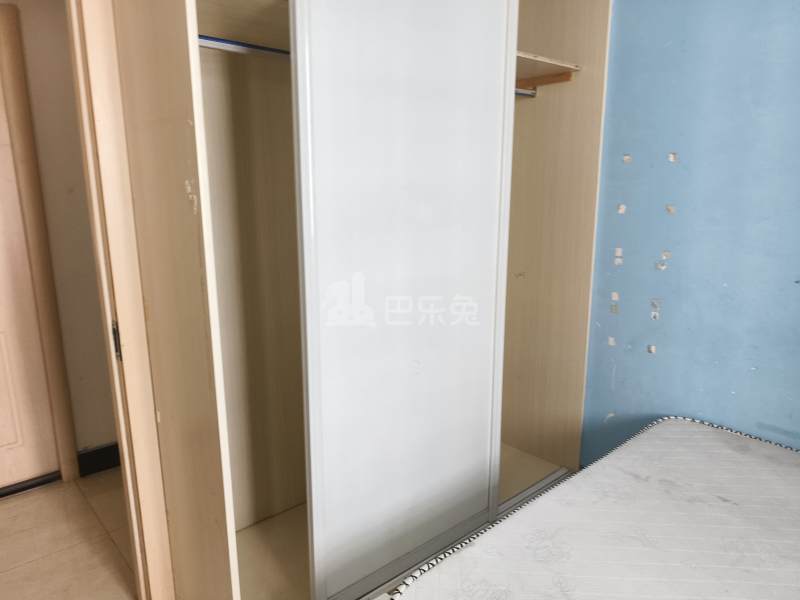 爱德佳苑三街坊2107653卧室图3