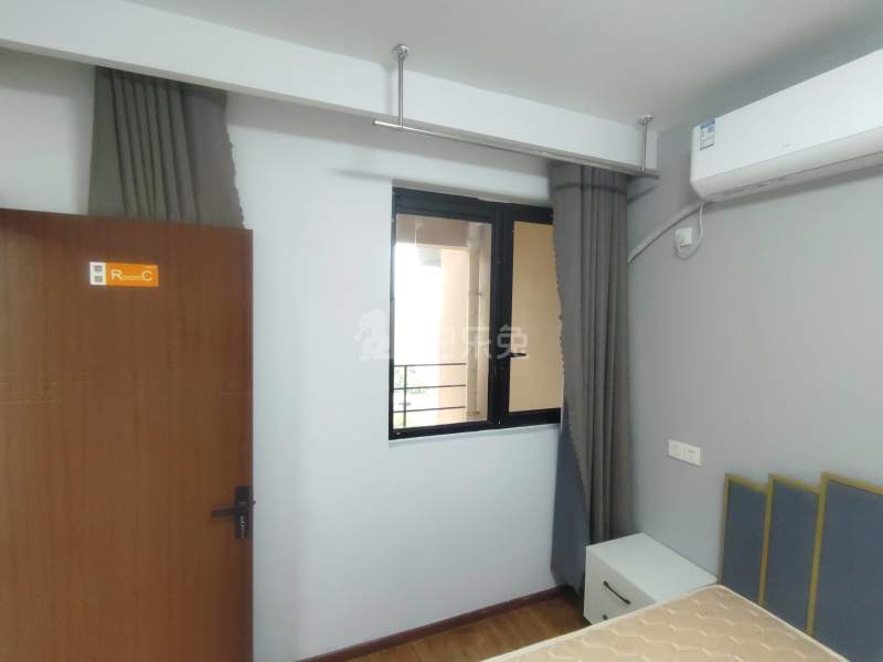 中信泰富又一城一期2113972卧室窗户图12