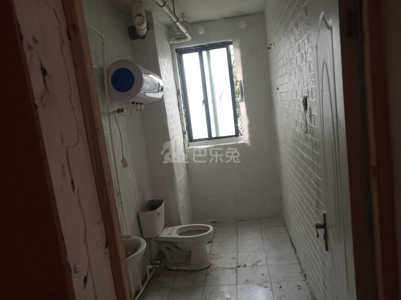 华泾绿苑2148606卫生间图17