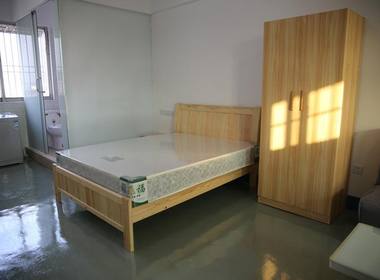 荣恒公寓 1室0厅1卫