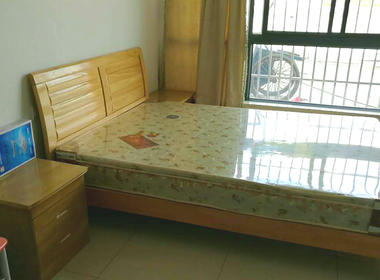 雪枫公寓 1室0厅1卫