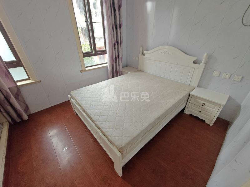 绿地布鲁斯小镇二期2164613卧室图4