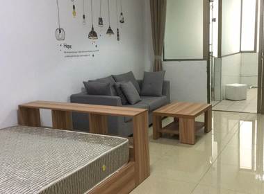 红璞雅居（鹤龙六路130号） 1室0厅1卫