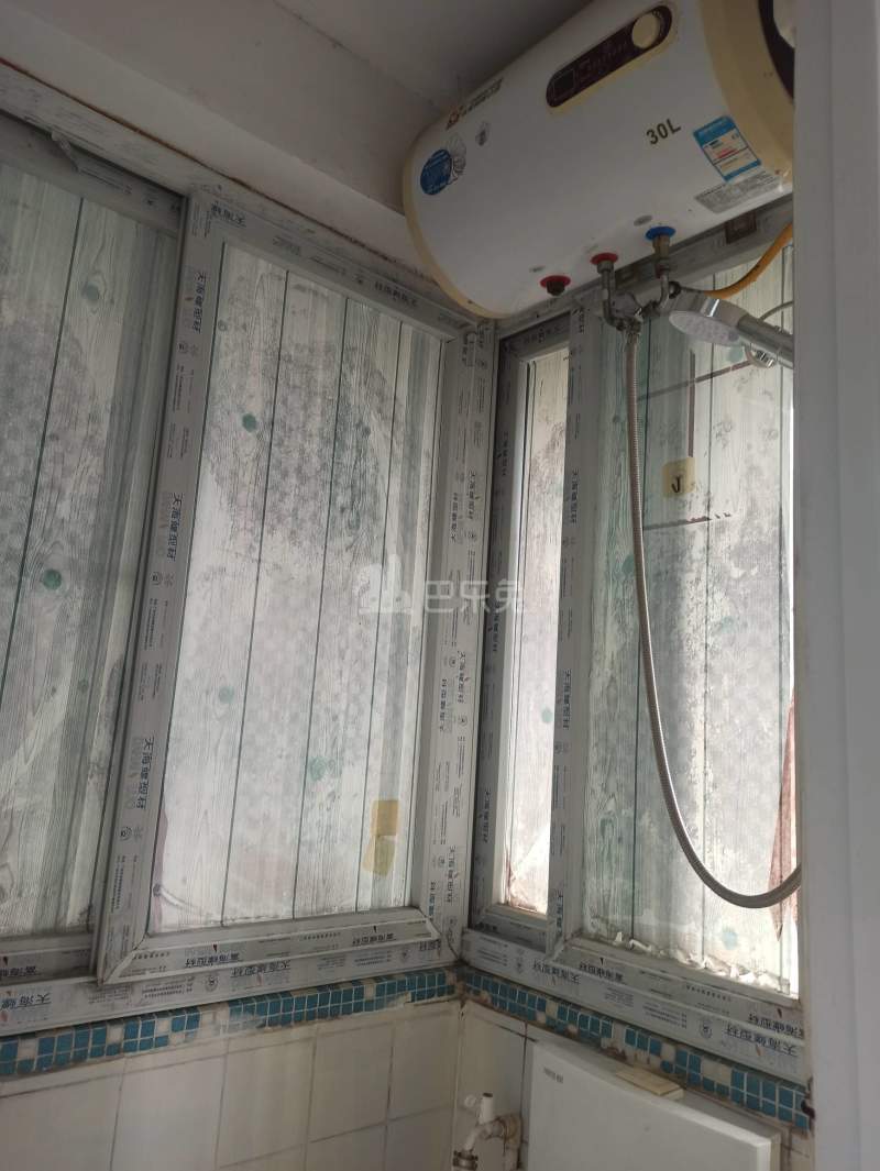 凯丽花园2218334卫生间图5