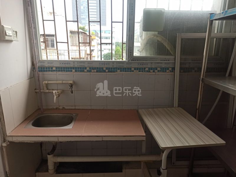 凯丽花园2218334厨房图4