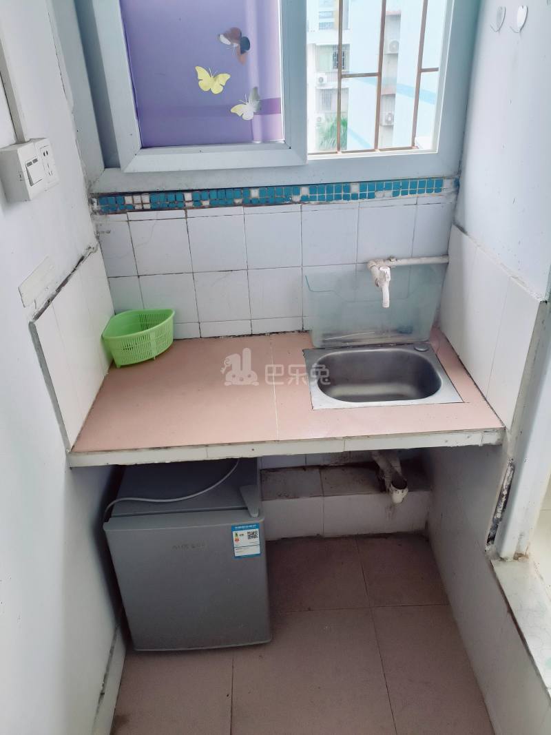 凯丽花园2218335厨房图4