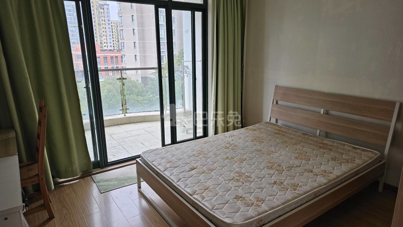 久华佳苑1期2259211卧室图0