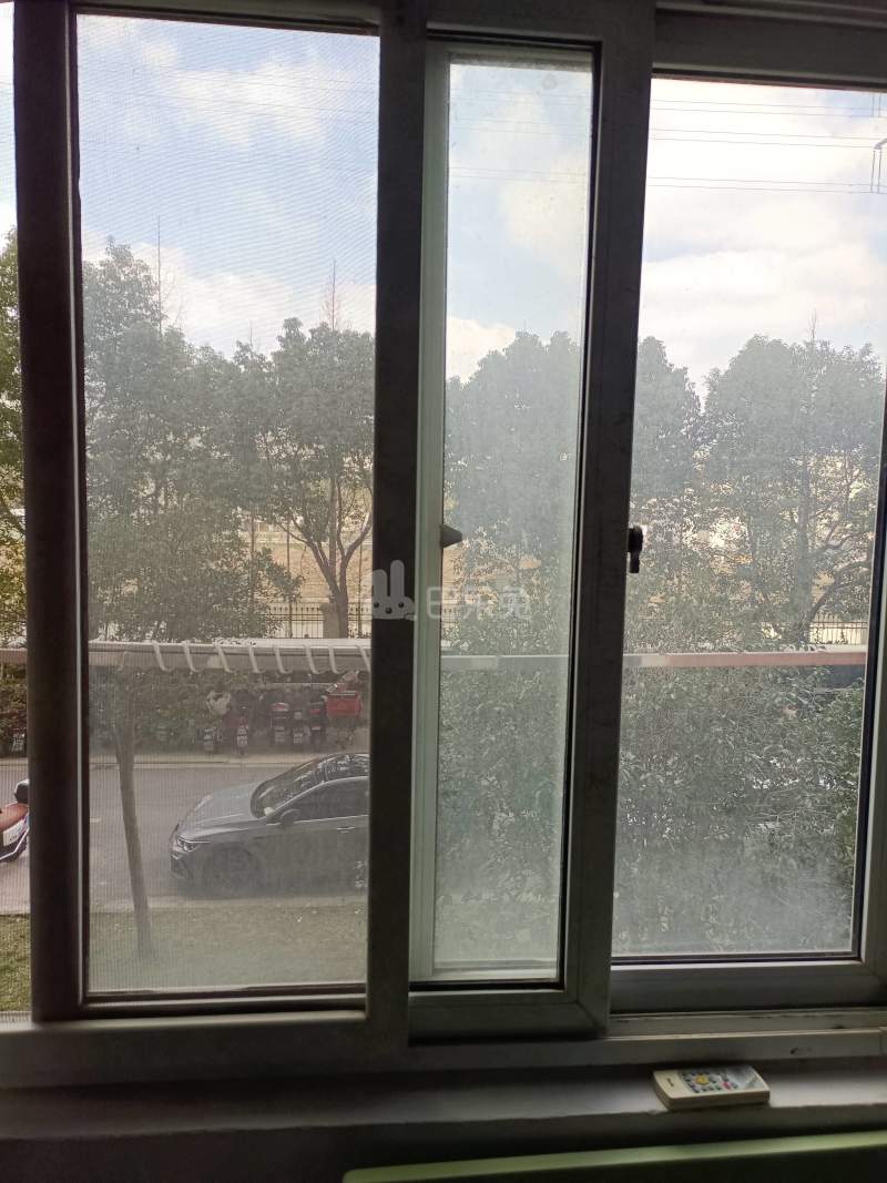 金葵新城西区226243卧室窗户图6