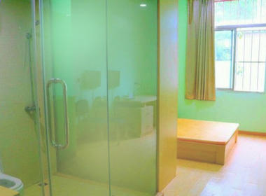 米多公寓（湖山路店） 1室0厅1卫