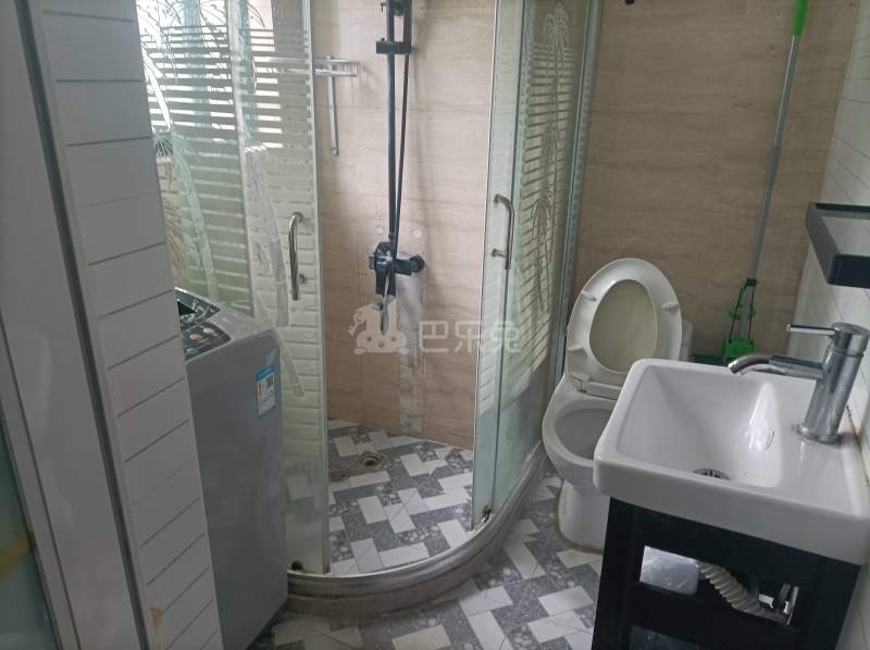 通协小区7125915卫生间图6