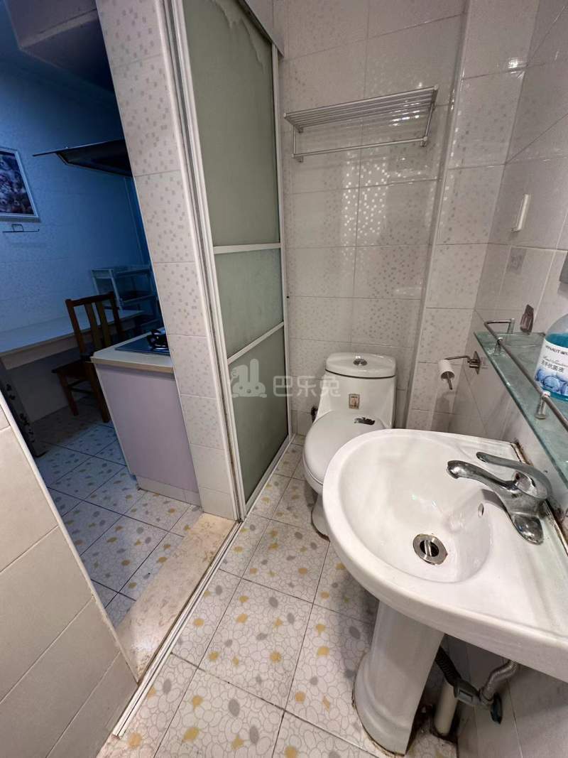 乳山五村2288385卫生间图13