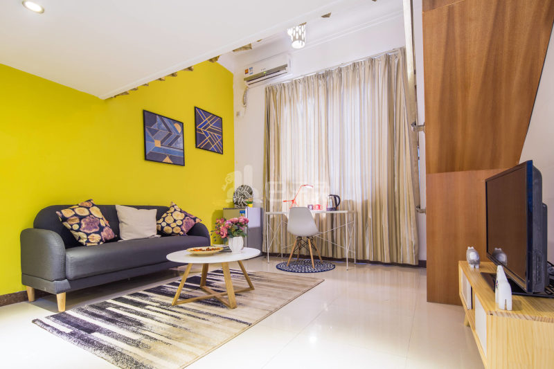 CD创意园公寓（中山三路店）2303600客厅图2