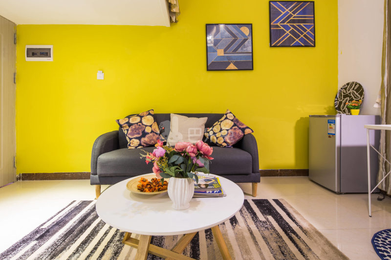 CD创意园公寓（中山三路店）2303600客厅图4