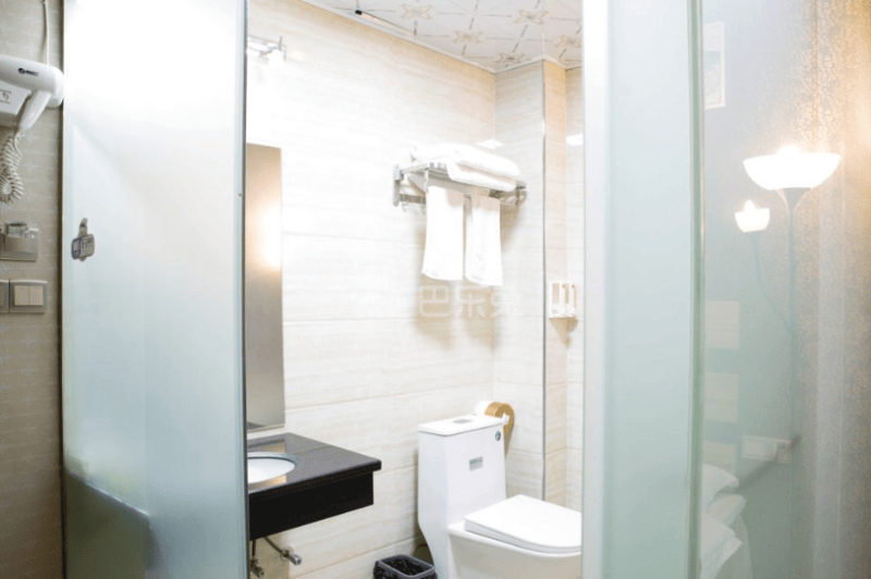 名硕公寓2305218卫生间图3