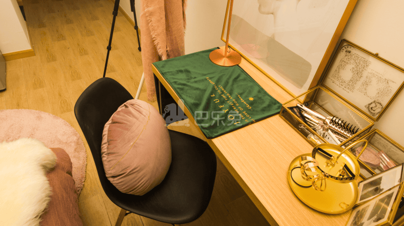 金地草莓社区（乐天城店）2305996卧室图6