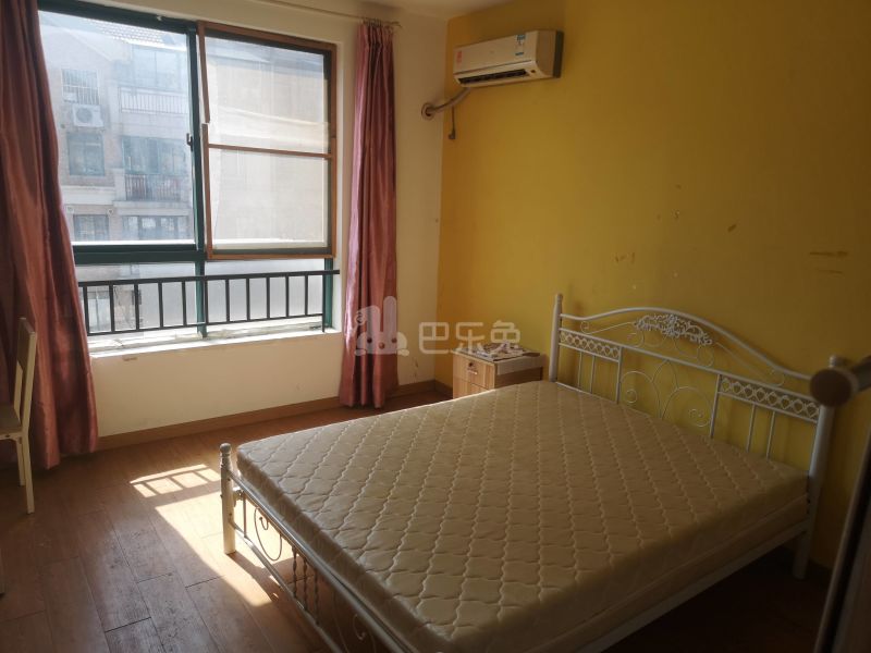 美林小城2306396卧室图0