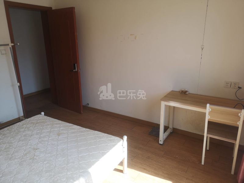 美林小城2306396卧室图3