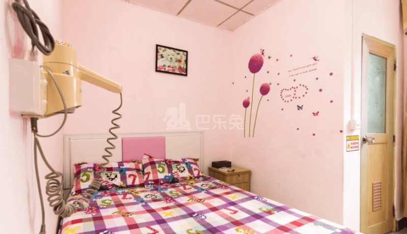 阳光特色公寓2310225卧室图2