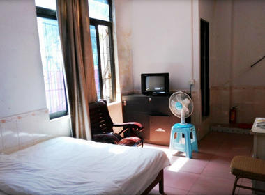 旺福公寓 1室0厅1卫