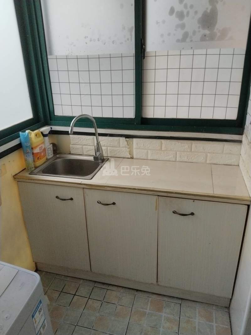 水清年华花园232245厨房图4