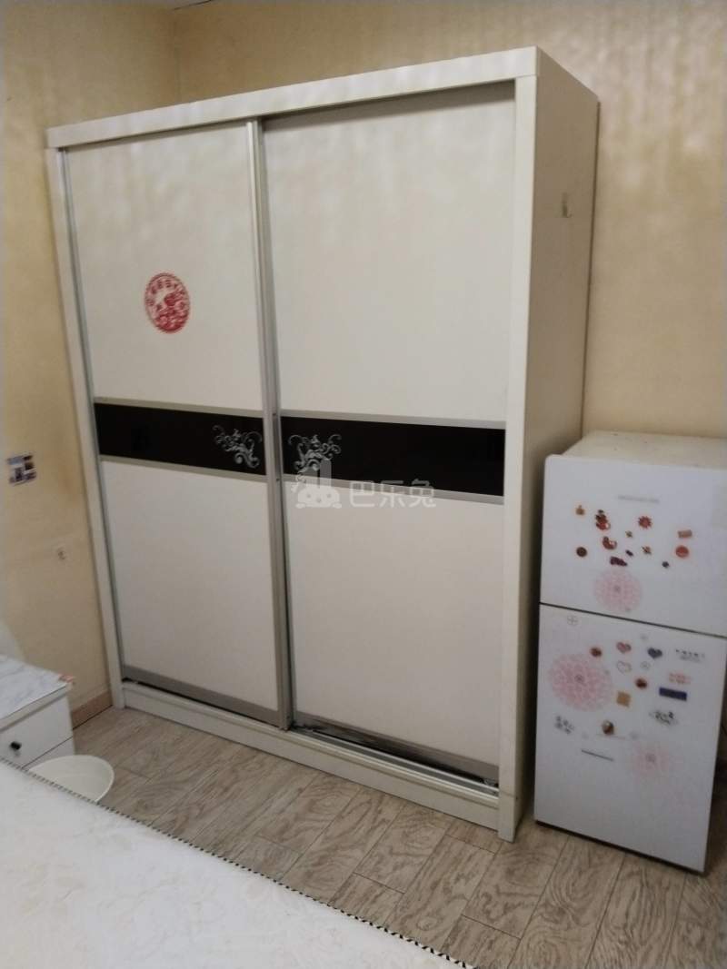 水清年华花园232245卧室图2