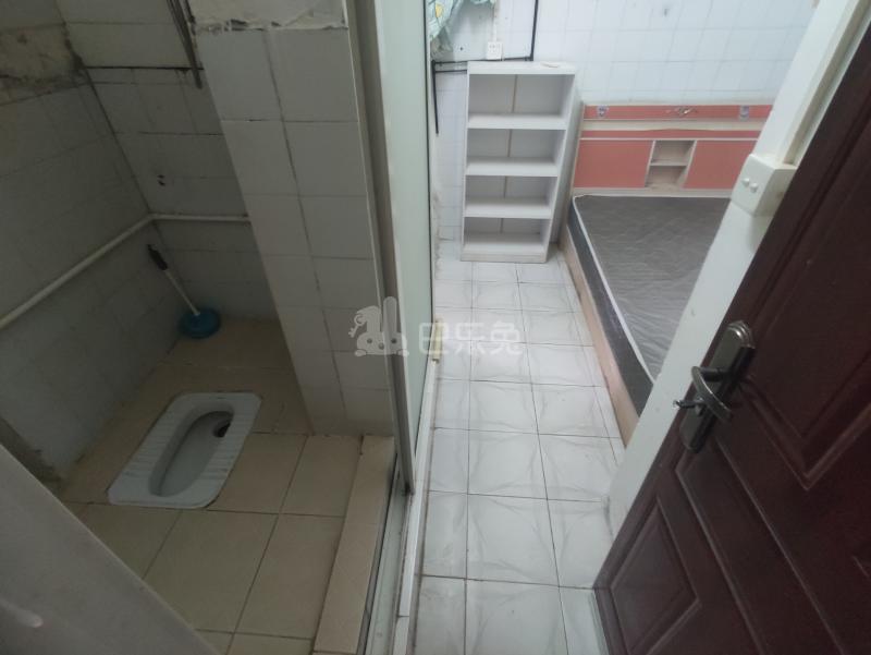 园丁楼2384893卧室图0