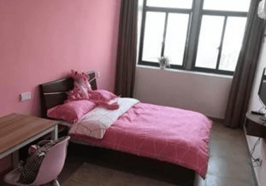 子寓公寓 1室0厅1卫