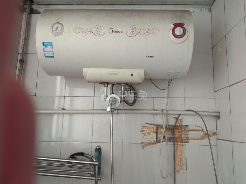 华滨家园2406661卫生间图6