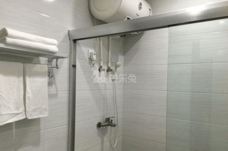 泰峰大厦公寓2406701卫生间图4