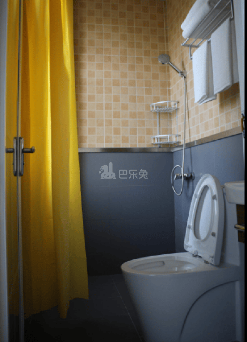 小鹿公寓2416941卫生间图4