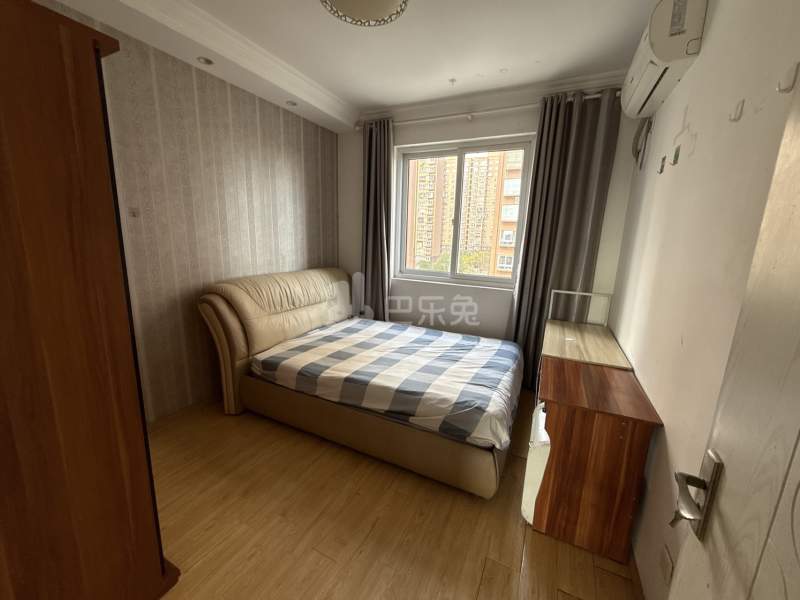 和家欣苑B区2446914卧室图7