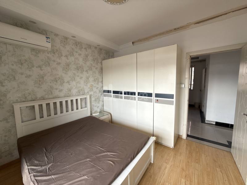 和家欣苑B区2446914卧室图1