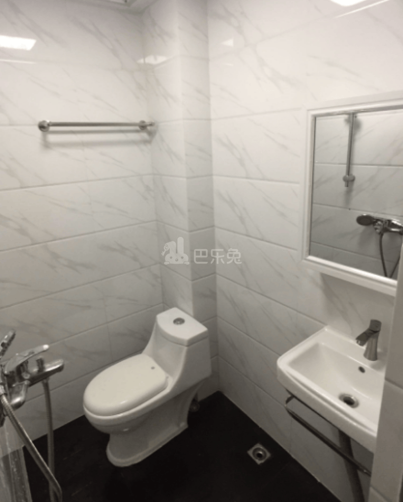 悠家联友复式公寓2449167卫生间图5