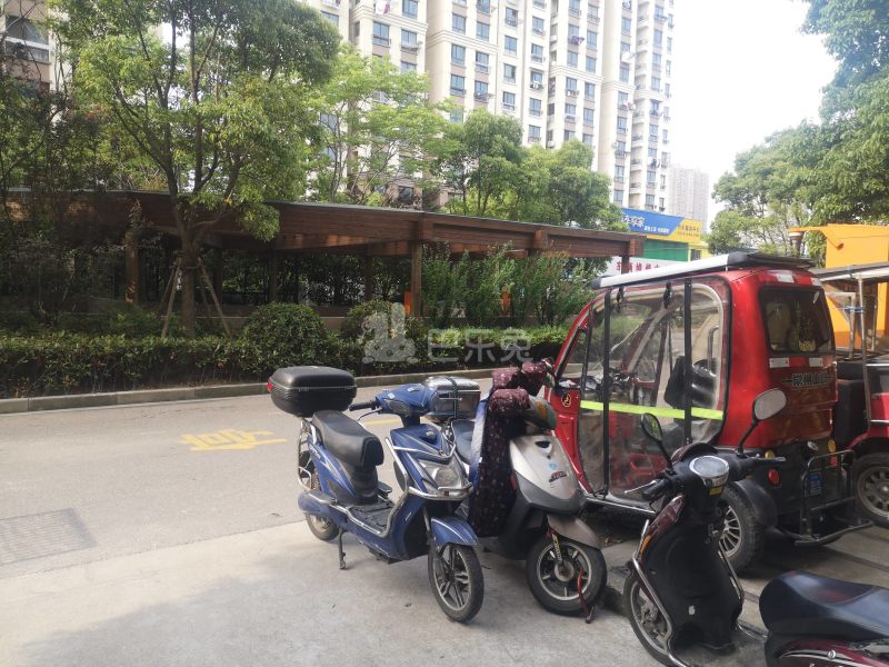 国伟新苑2473638周边环境图14