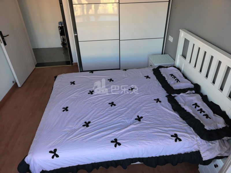 和欣国际花园2475361卧室图2