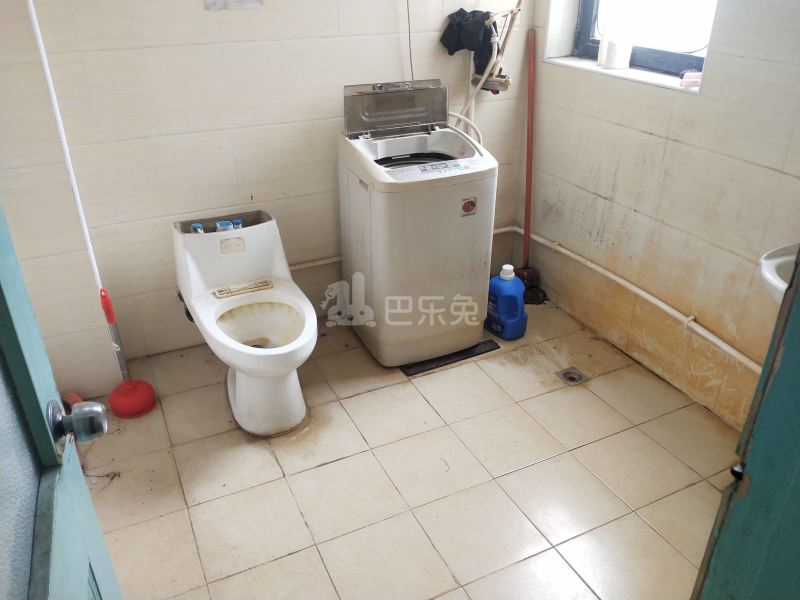 和欣国际花园2475361卫生间图6