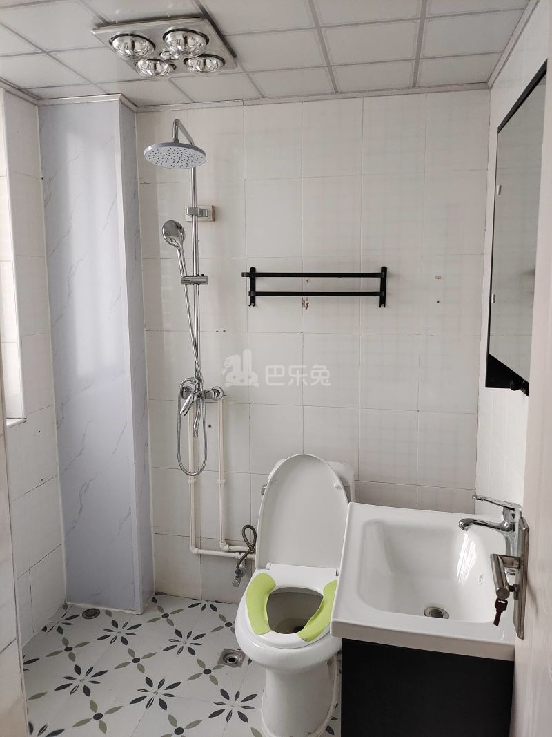 古楼新苑东区2631075卫生间图14