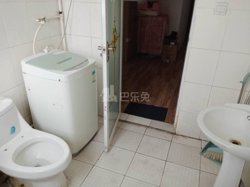 嘉城新航域（华江嘉城）9117808卫生间图9