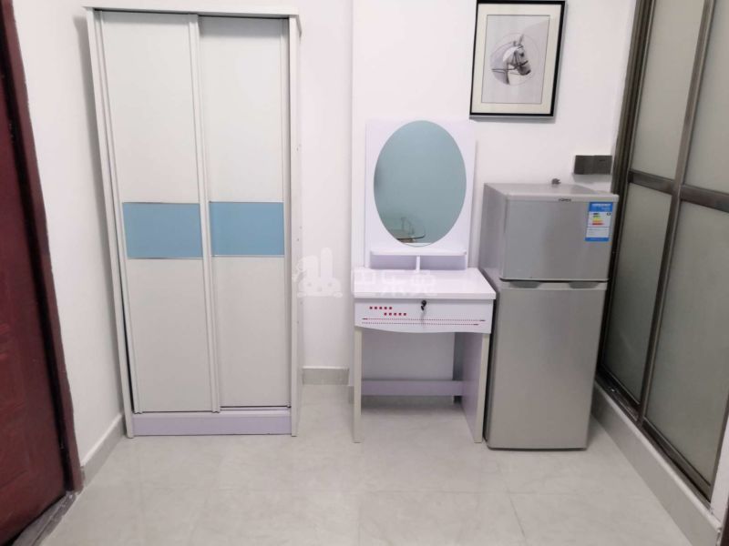 松园南小区2697270客厅图3