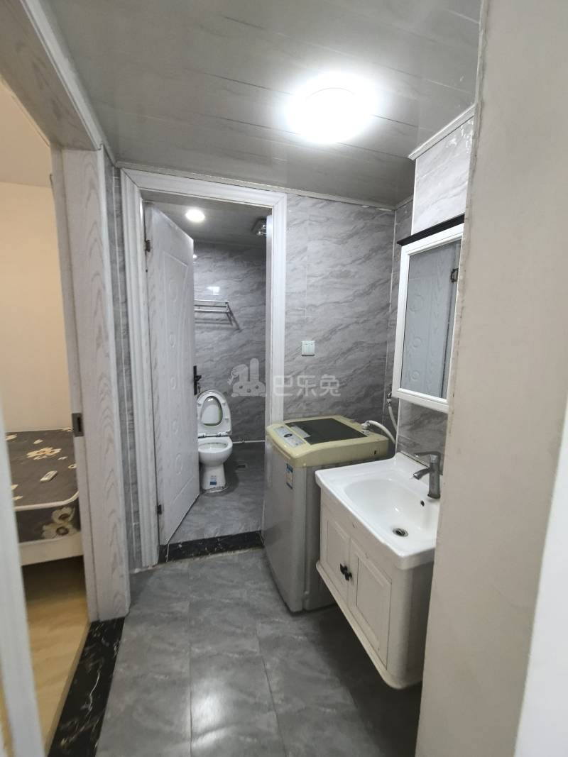 新凯城银杏苑2750624卫生间图16