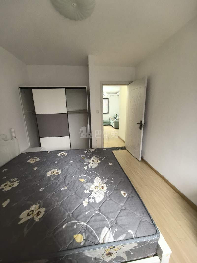 新凯城银杏苑2750624卧室图1