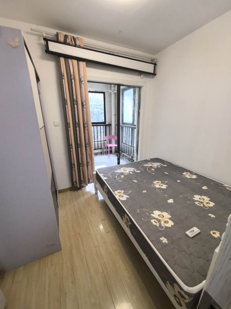 新凯城银杏苑2750624卧室图2