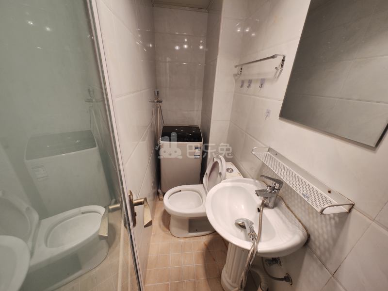 聚丰景都2779324卫生间图5