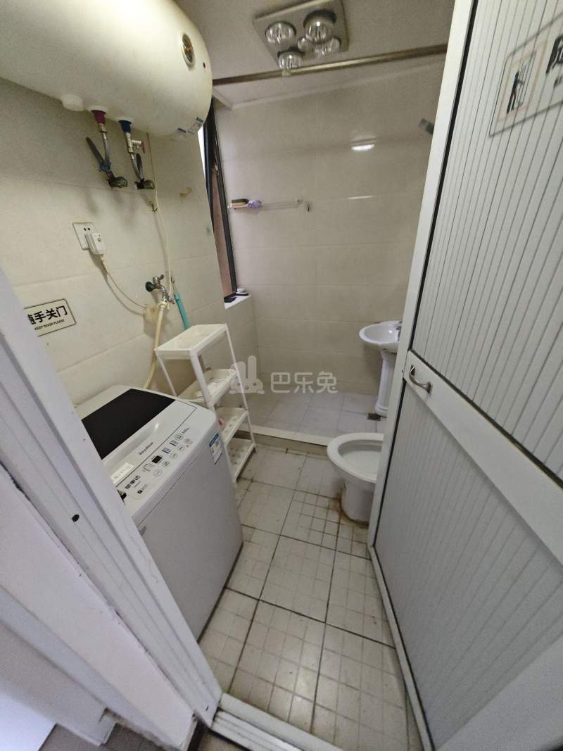 大华锦绣华城第四街区（振东花苑小区）2780725卫生间图10