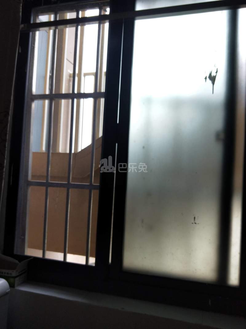 大华锦绣华城第四街区（振东花苑小区）2780725卧室窗户图19