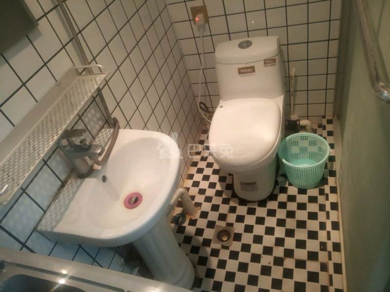 华悦家园南区2781580卫生间图5