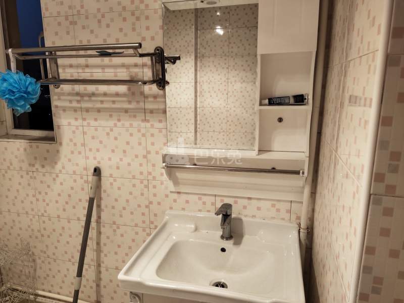 鹤沙航城东茗苑中区27635卫生间图11