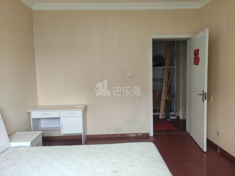 三花现代城金兰苑282752卧室图2