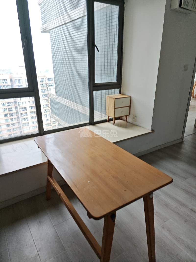 慧芝湖花园一、二期2831386客厅图4